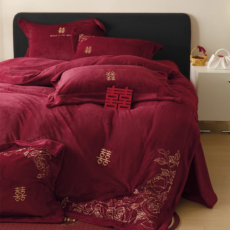 法式高端家纺婚庆双喜刺绣大红色牛奶绒四件套冬天珊瑚绒加厚保暖