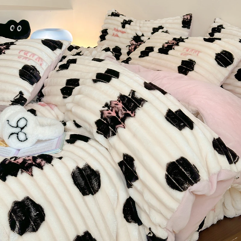 本季-冬季加厚保温豹纹小猫兔兔绒床上四件套保暖款牛奶绒三件套