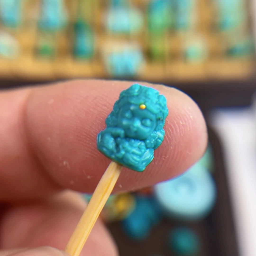 绿松石配饰未镶嵌