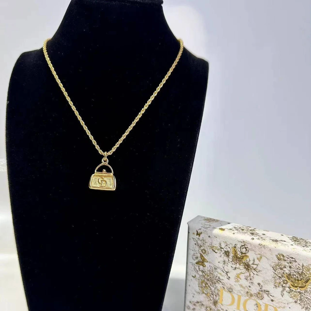 胖虎佳佳/迪奥/95新/公价0/饰品/项链/31B2505030210