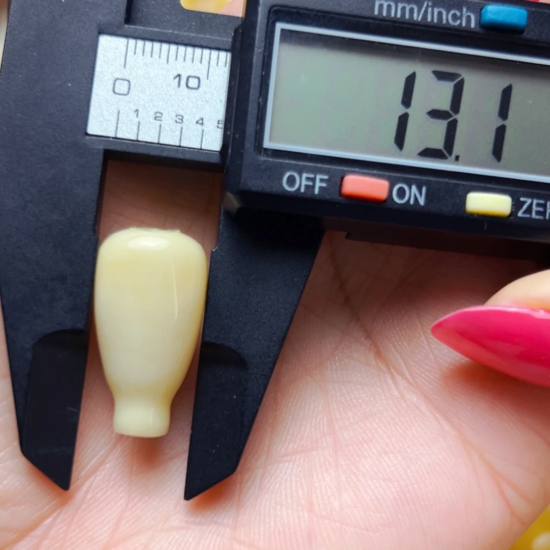 未镶嵌蜜蜡裸石13mm三通 2.06g