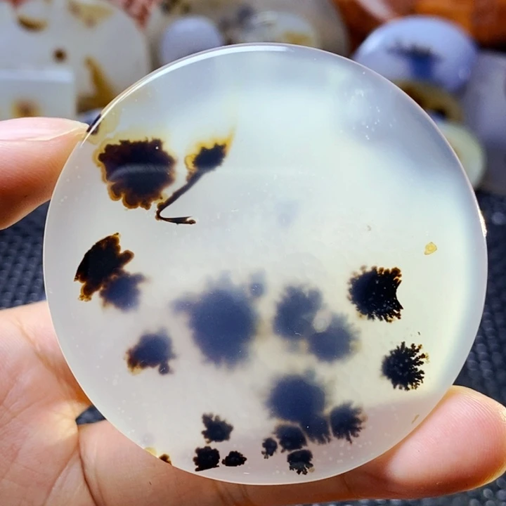 玛瑙/玉髓未镶嵌珠宝半成品