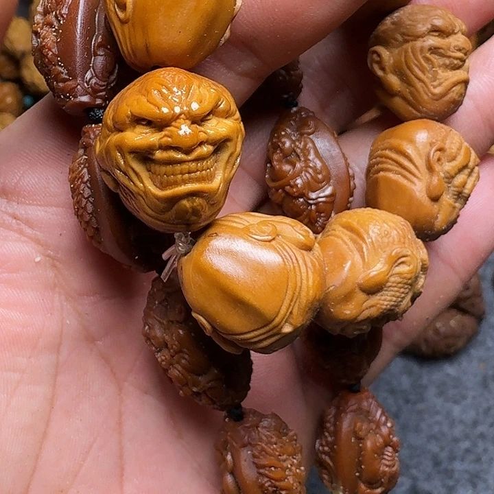 橄榄核手串你是谁