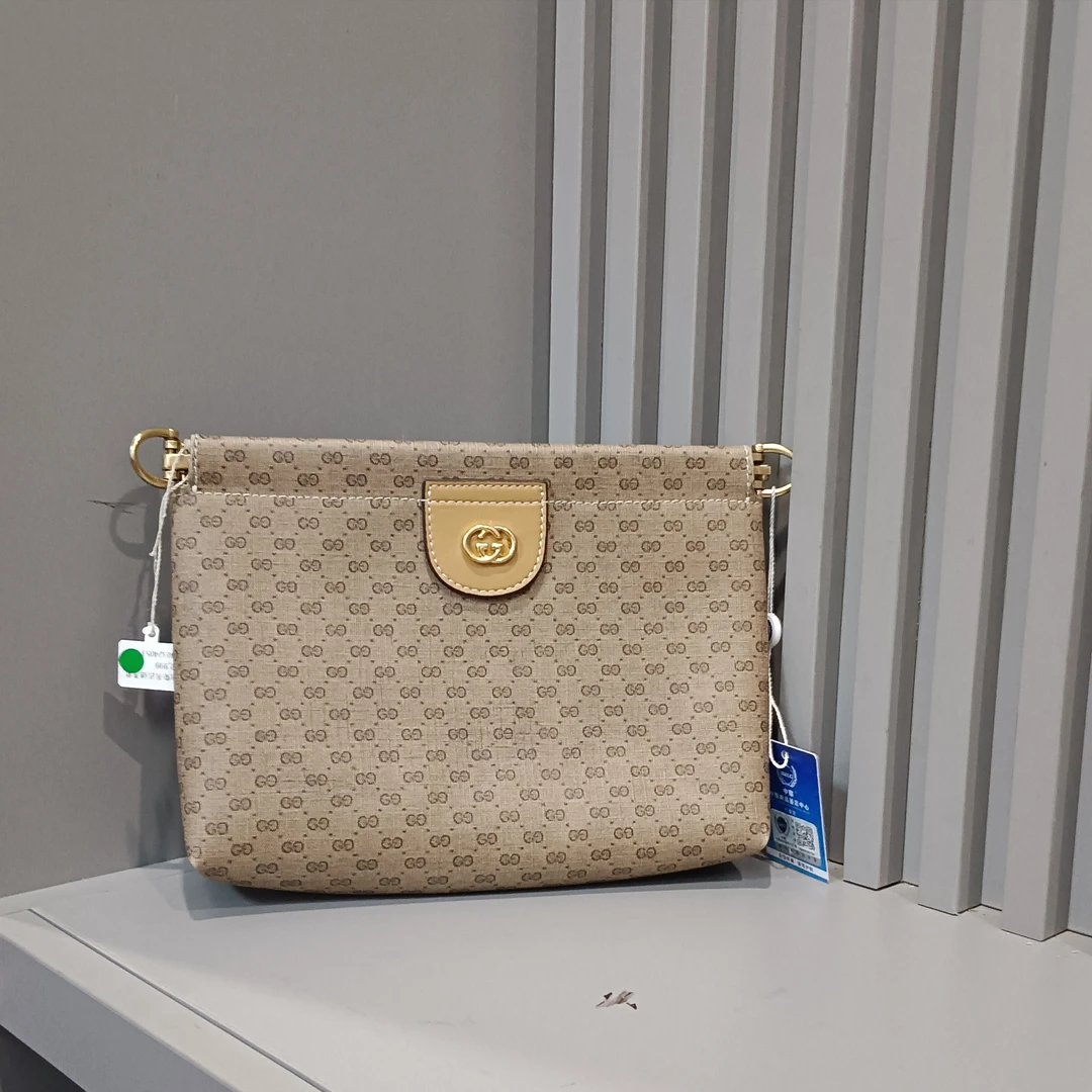 95新 GUCCI/古驰 兔兔奢/95新/古驰手拿包/240324053