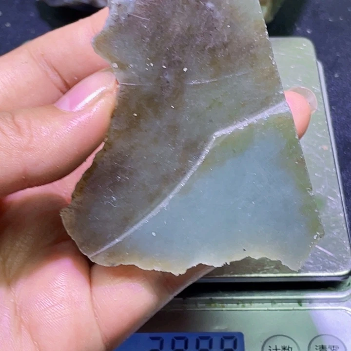 未镶嵌和田玉珠宝半成品