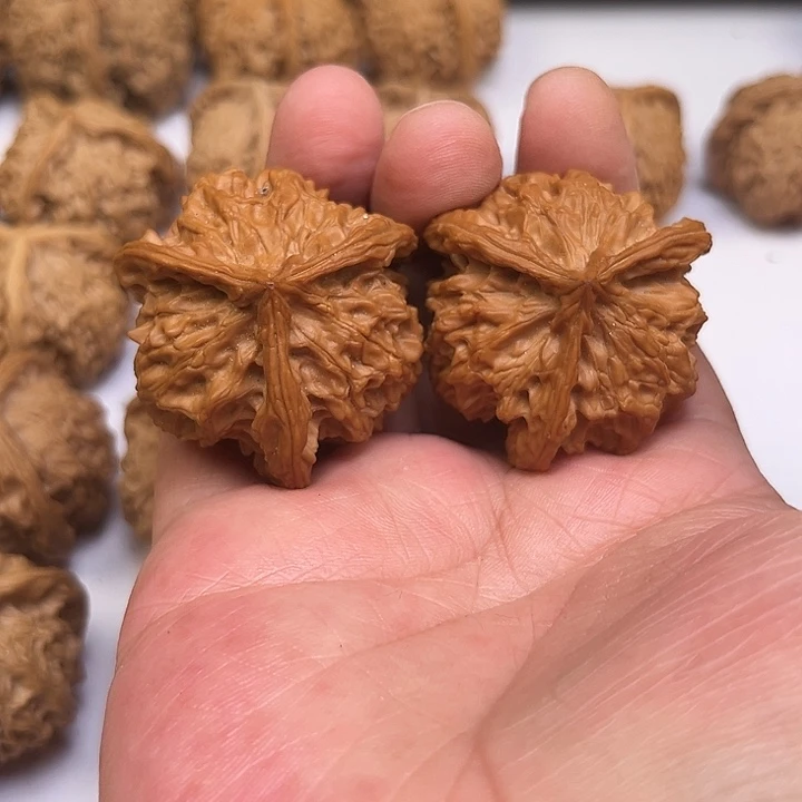 文玩核桃吊坠?****佳我想要