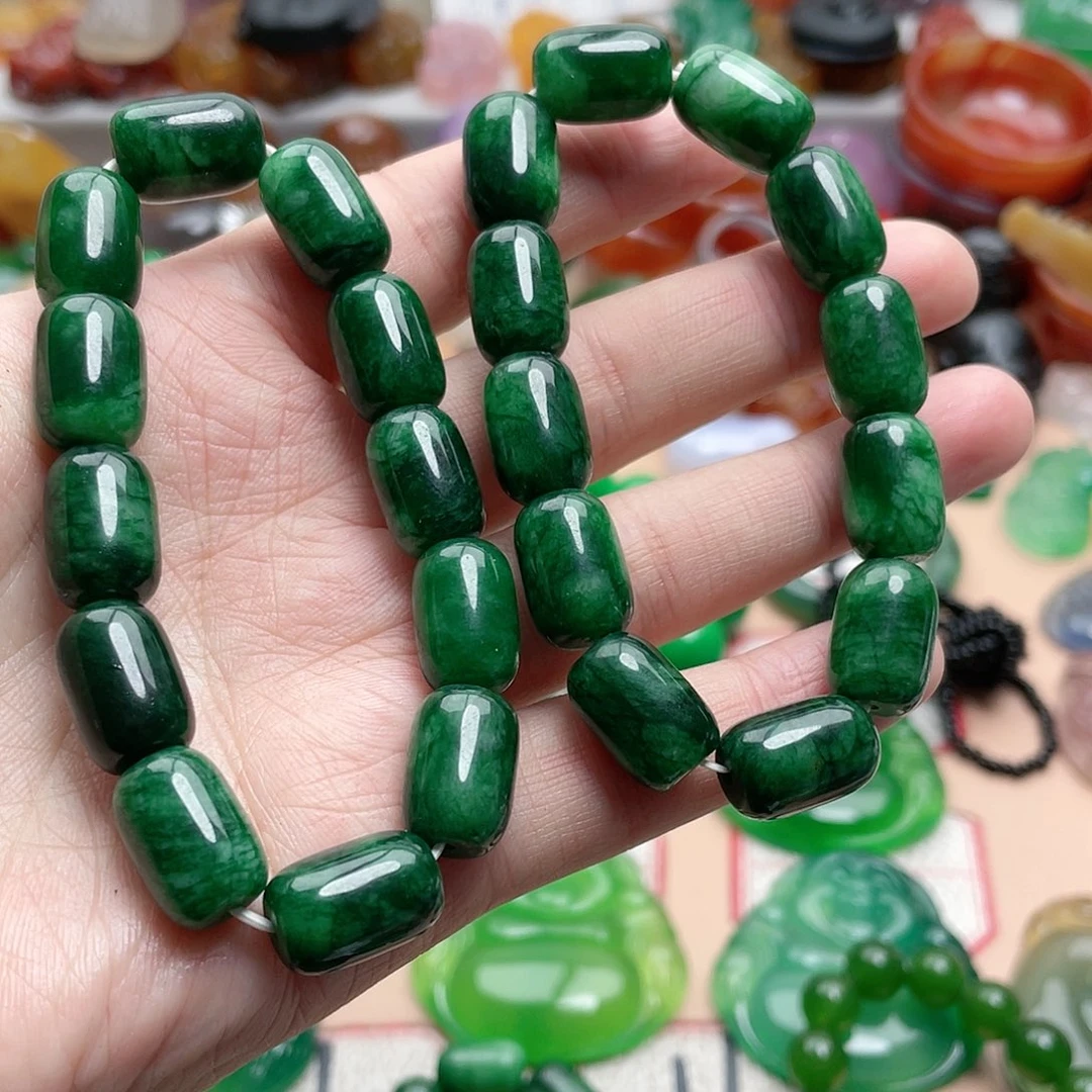 玛瑙/玉髓颈饰合金三**?