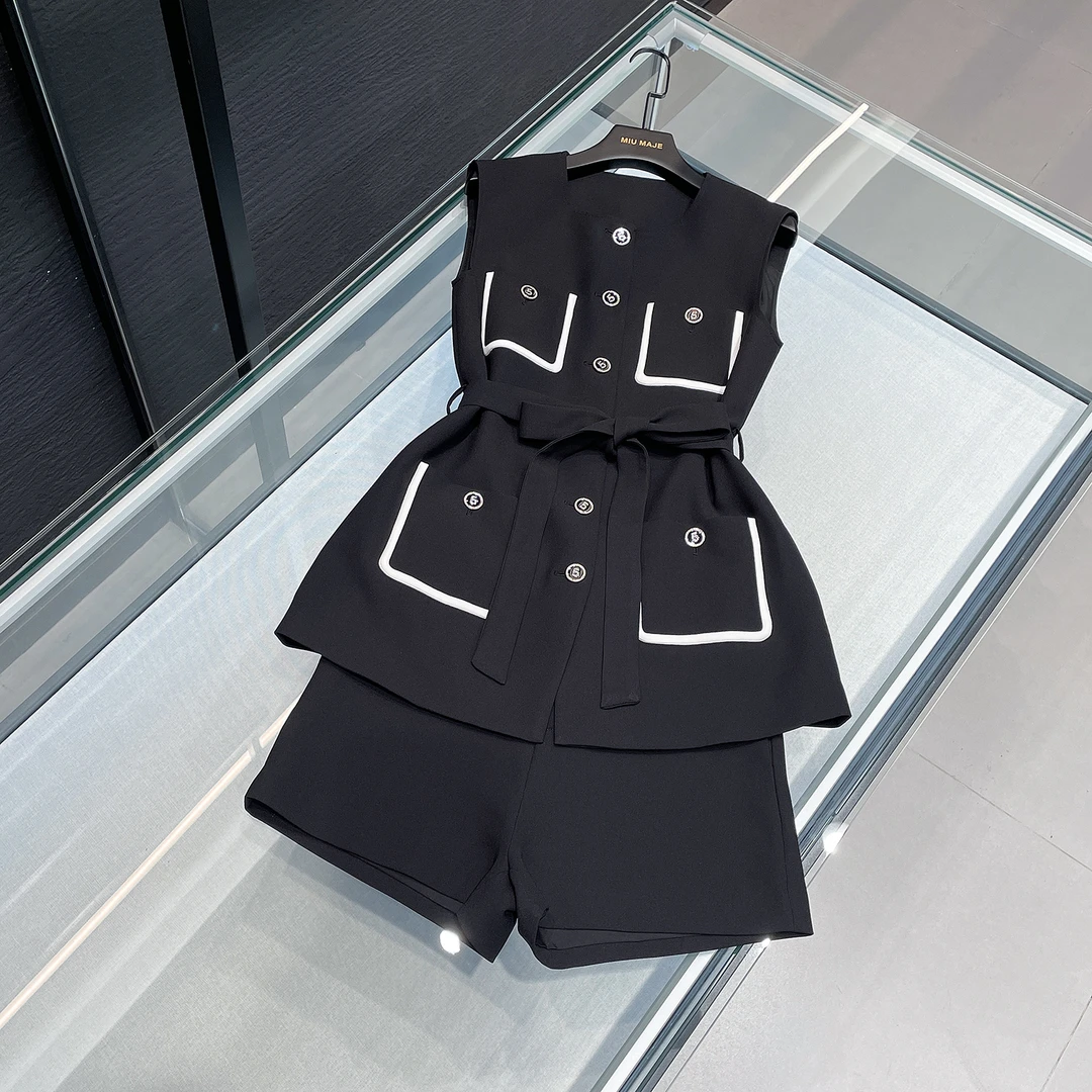MIUMME 法式小香风黑白撞色上衣短裤两件套显瘦气质套装DY3697