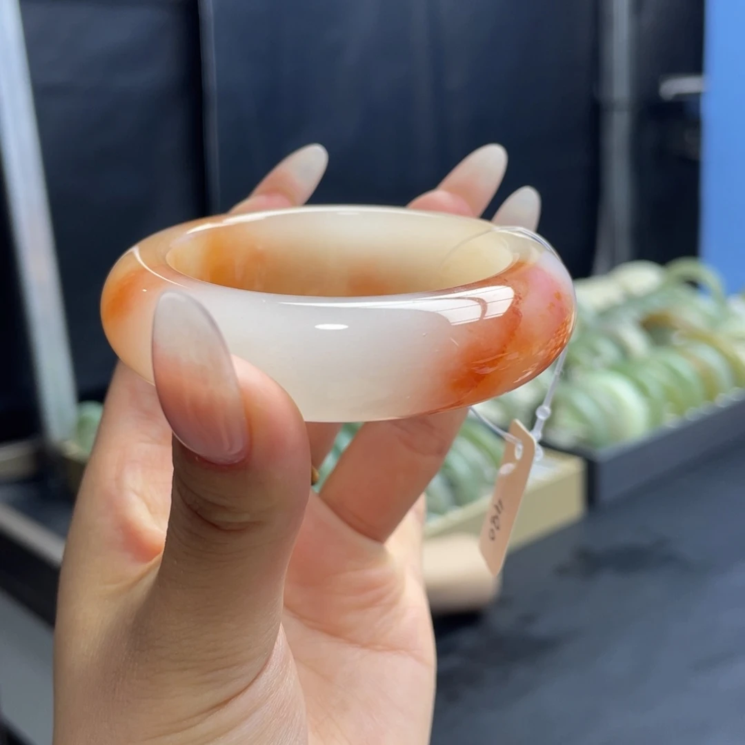 未镶嵌手镯石英岩玉风****1