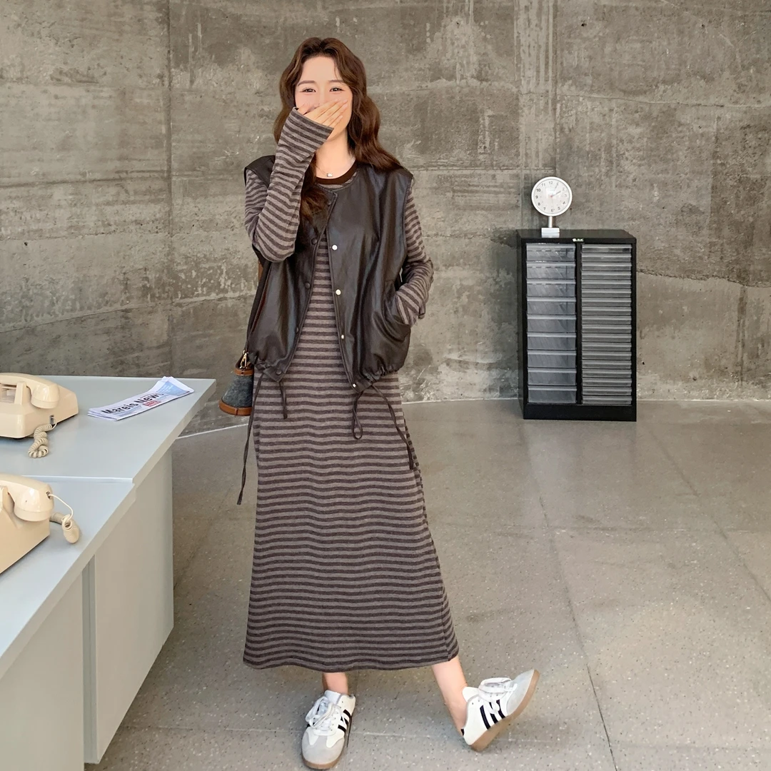 轻熟风法式皮马甲气质连衣裙套装女2025针织新款秋冬今年流行裙子