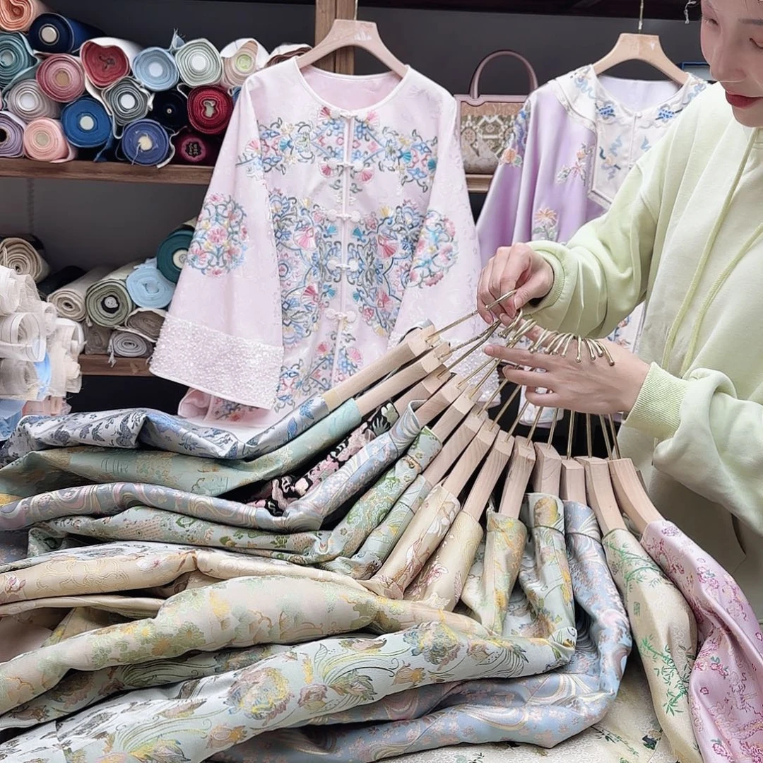 刺绣李德喜半价宋锦外套特价