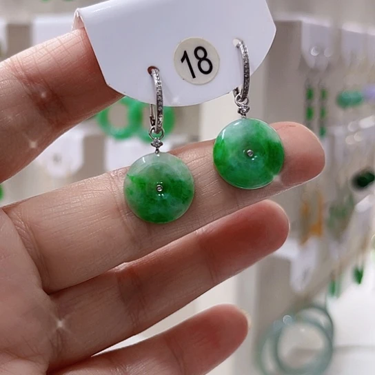 翡翠18K金镶嵌耳饰翡翠耳坠