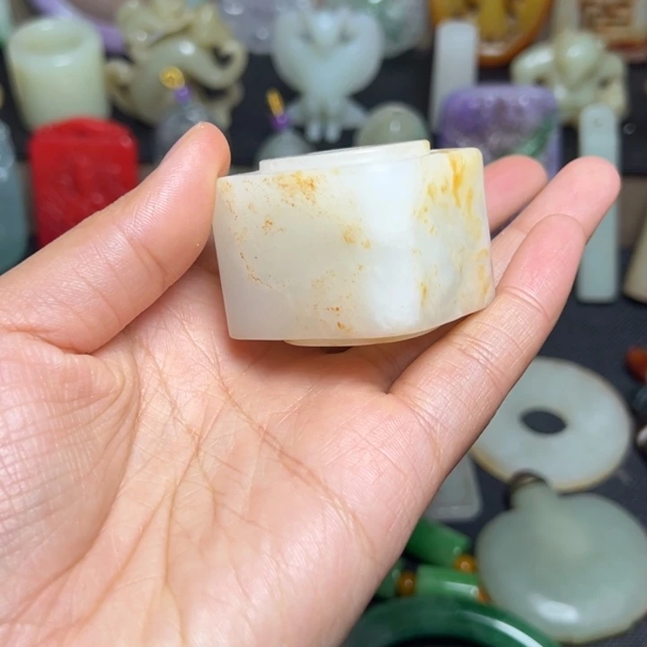 吊坠滴血莲花菩提