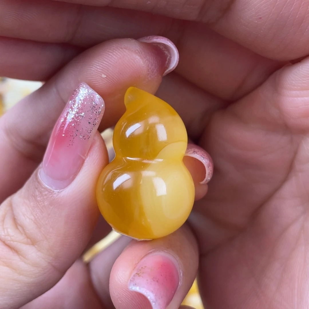 琥珀裸石未镶嵌蜜蜡
