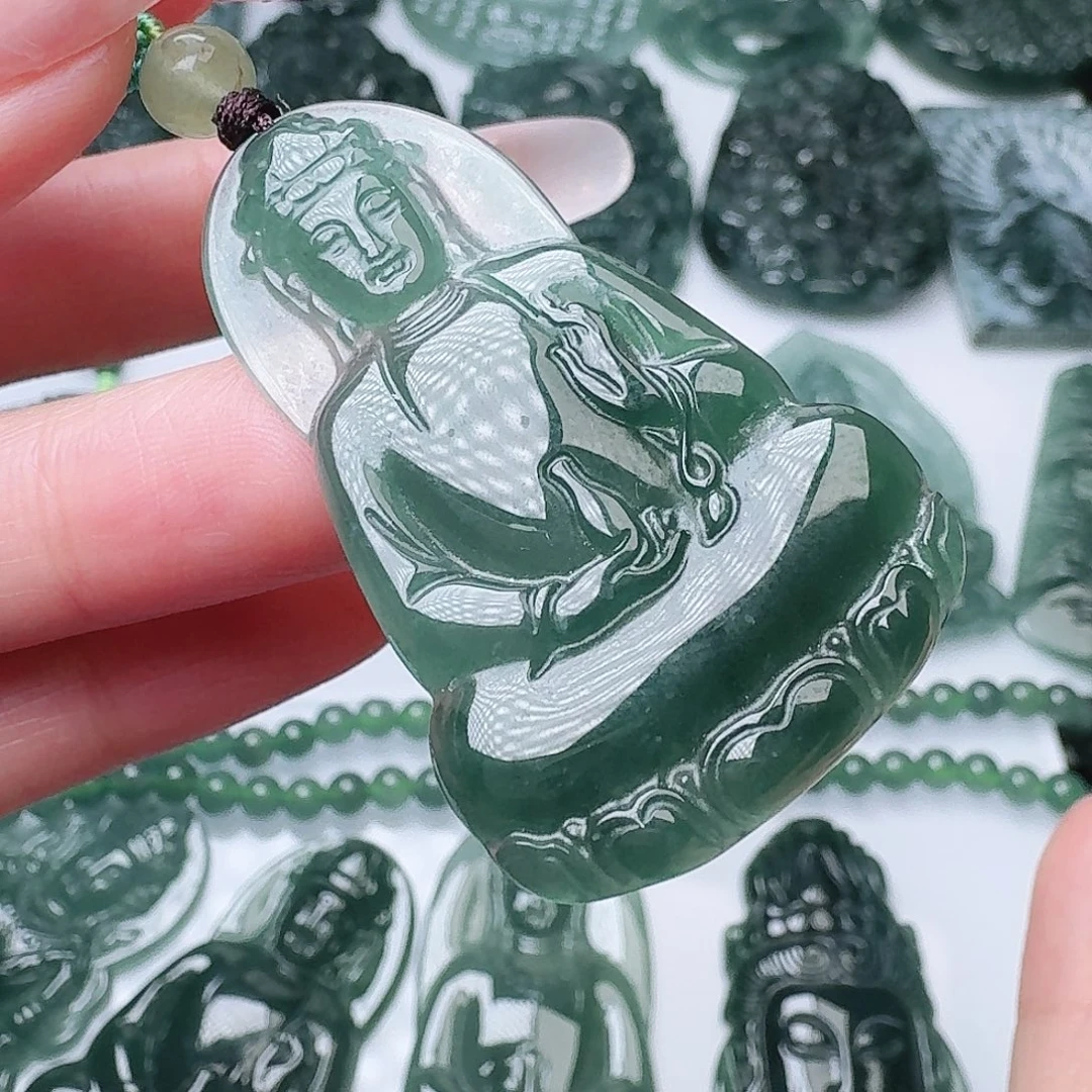 翡翠未镶嵌颈饰111