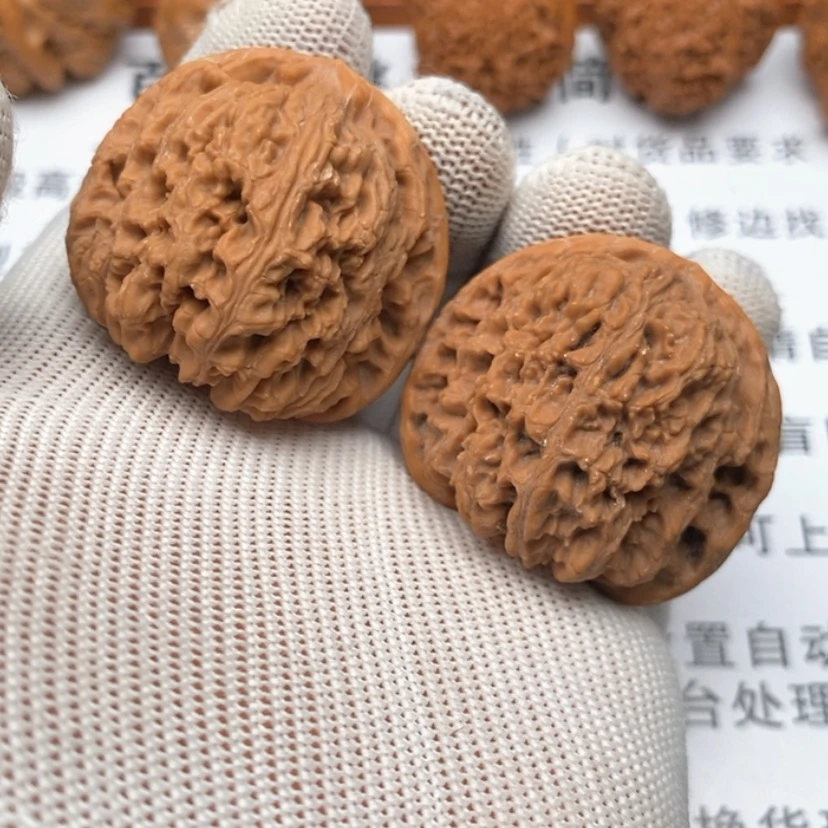 【闪购商品】把件文玩核桃暴****鼠45南疆