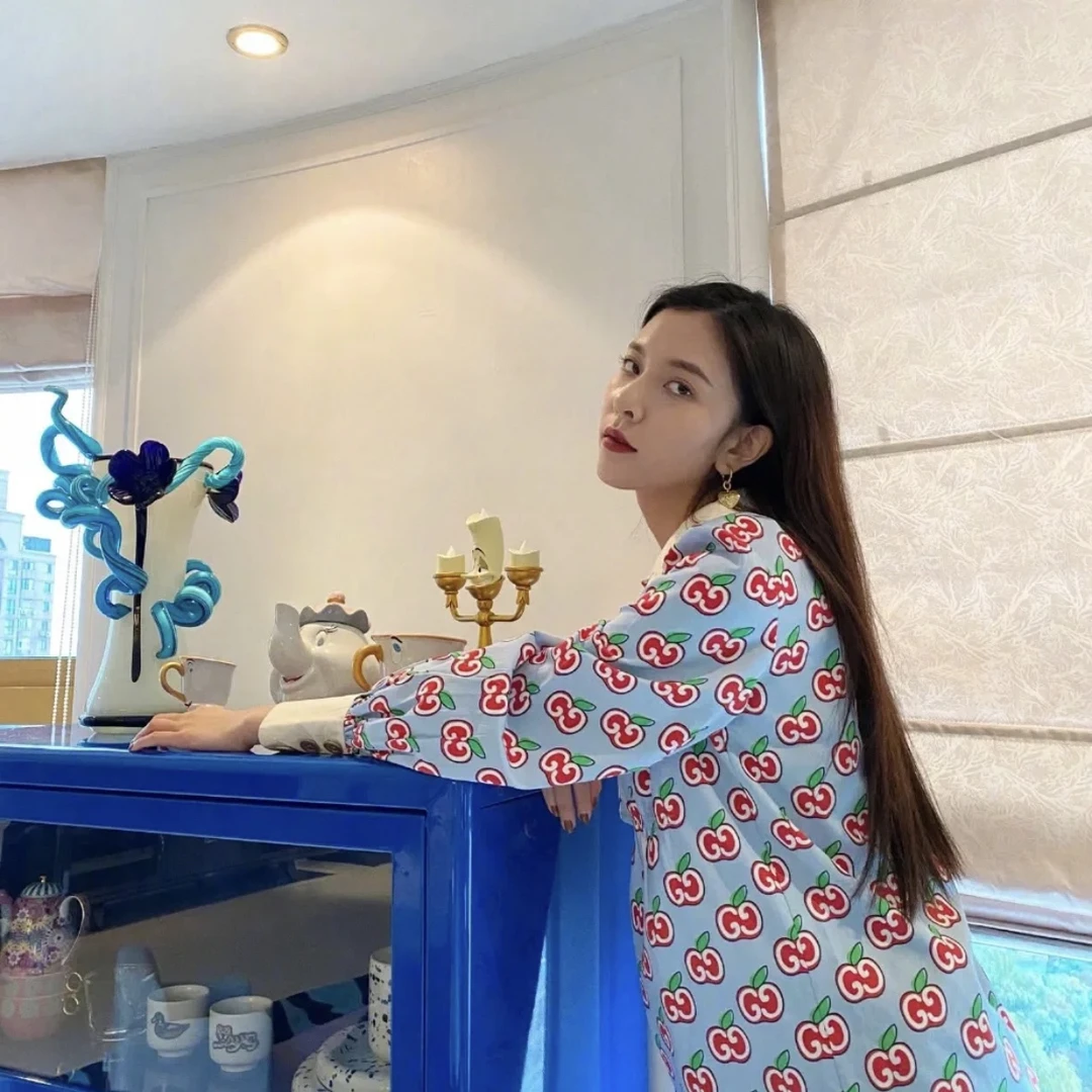 95新 GUCCI/古驰 （zd4）双G卡通樱桃满印polo衫/42码/604872