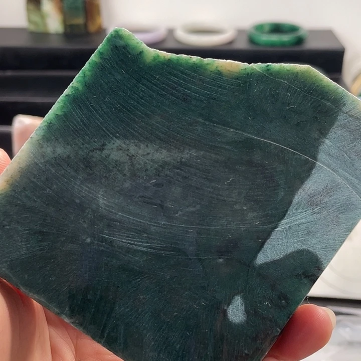 木***洁石英质玉未镶嵌手镯