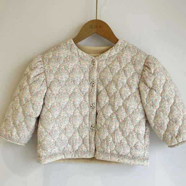 女童秋冬碎花棉服 浅色调菱形绗缝 儿童圆领保暖碎花上衣  0505