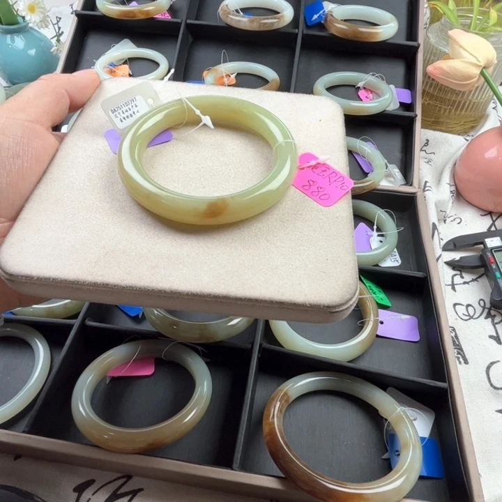 未镶嵌手镯和田玉玲珑美镯59.6