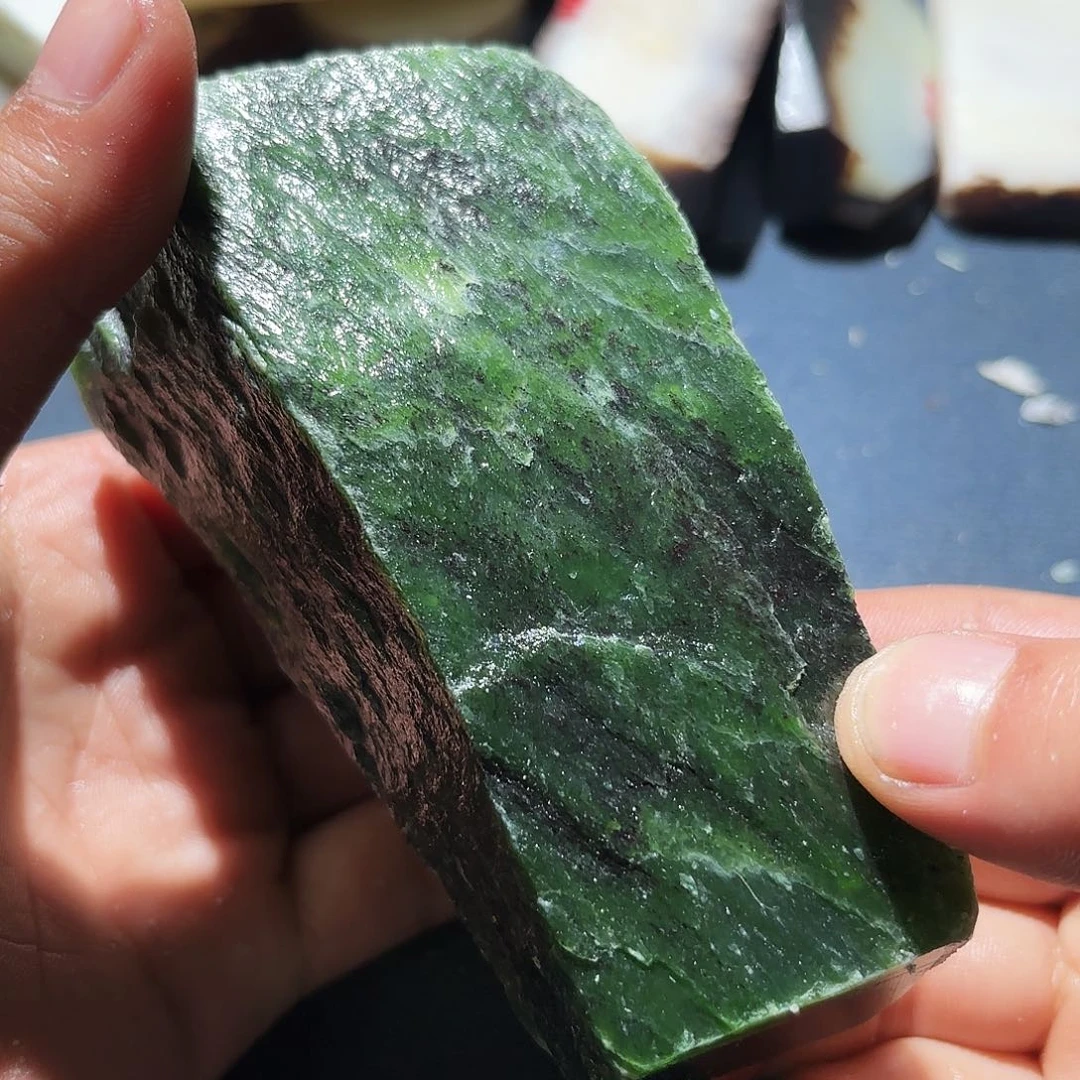 和田玉未镶嵌珠宝奇石