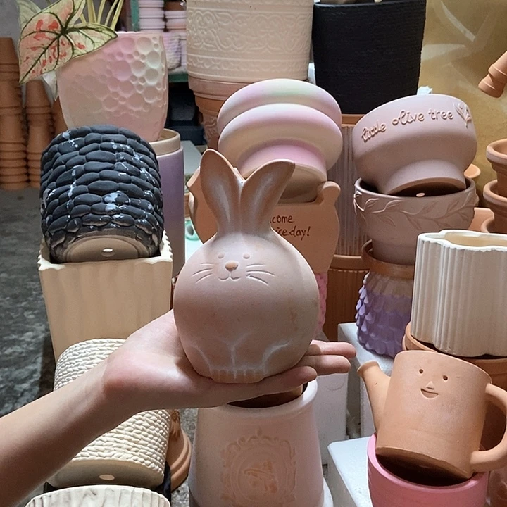 萌宠兔红陶摆件1个