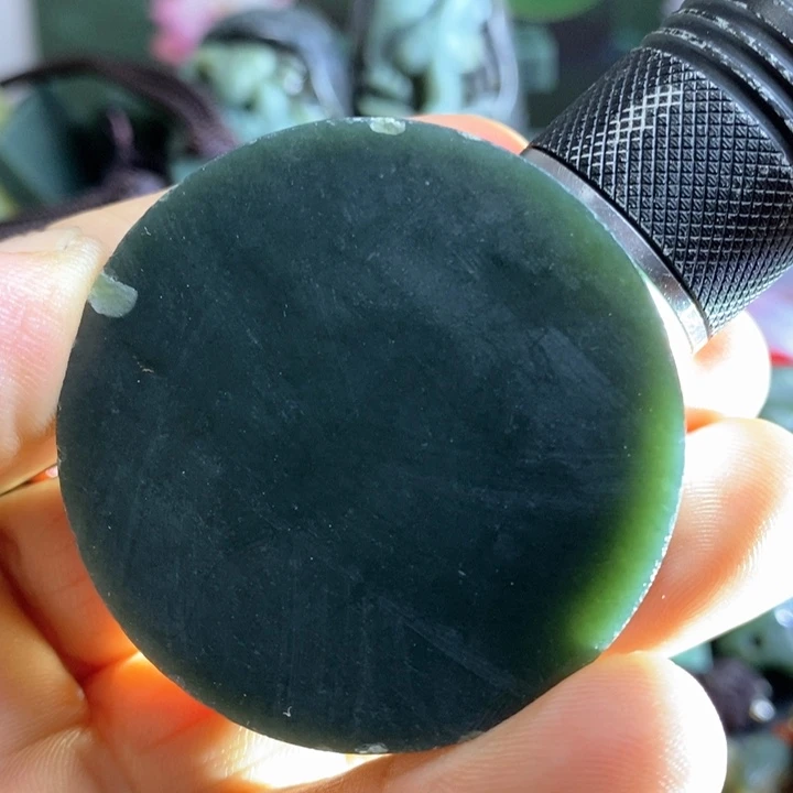 和田玉（糖玉）未镶嵌珠宝奇石