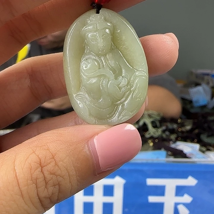颈饰未镶嵌和田玉