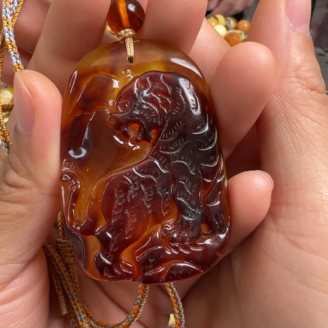 琥珀未镶嵌裸石琥珀