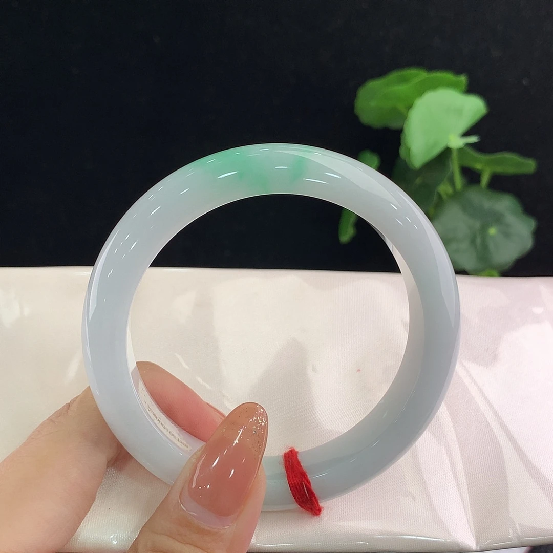 翡翠未镶嵌手镯正59