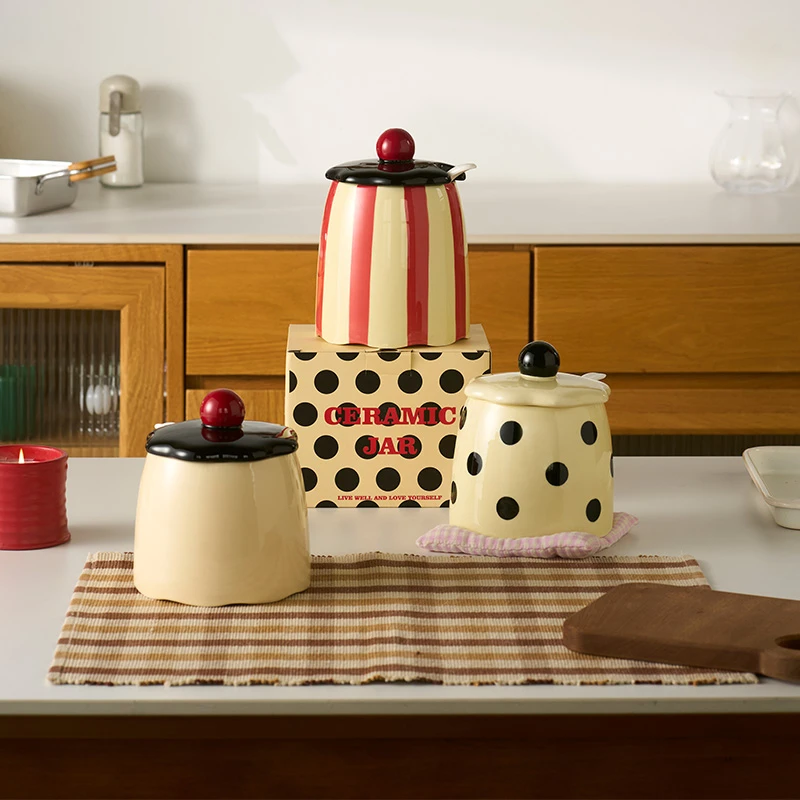 肆月沐晴陶瓷猪油罐大容量耐高温可放冰箱新款高级感油泼辣子专用