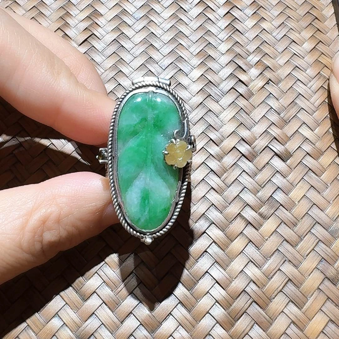 翡翠戒指银S925镶嵌乐*个性十足