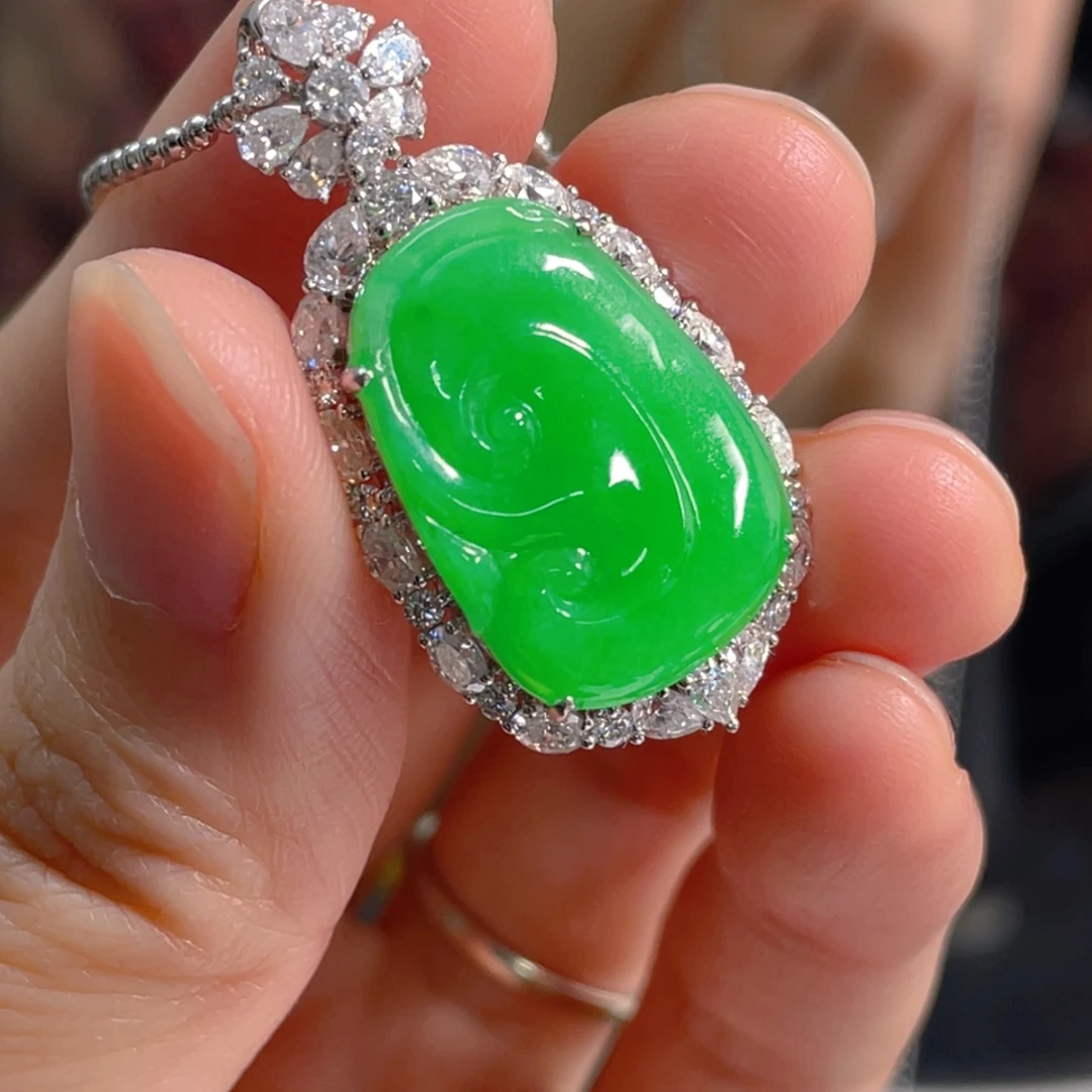 翡翠18K金镶嵌吊坠(不含链)