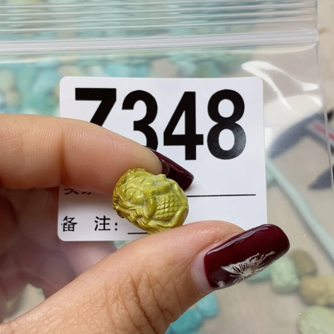 绿松石配饰未镶嵌