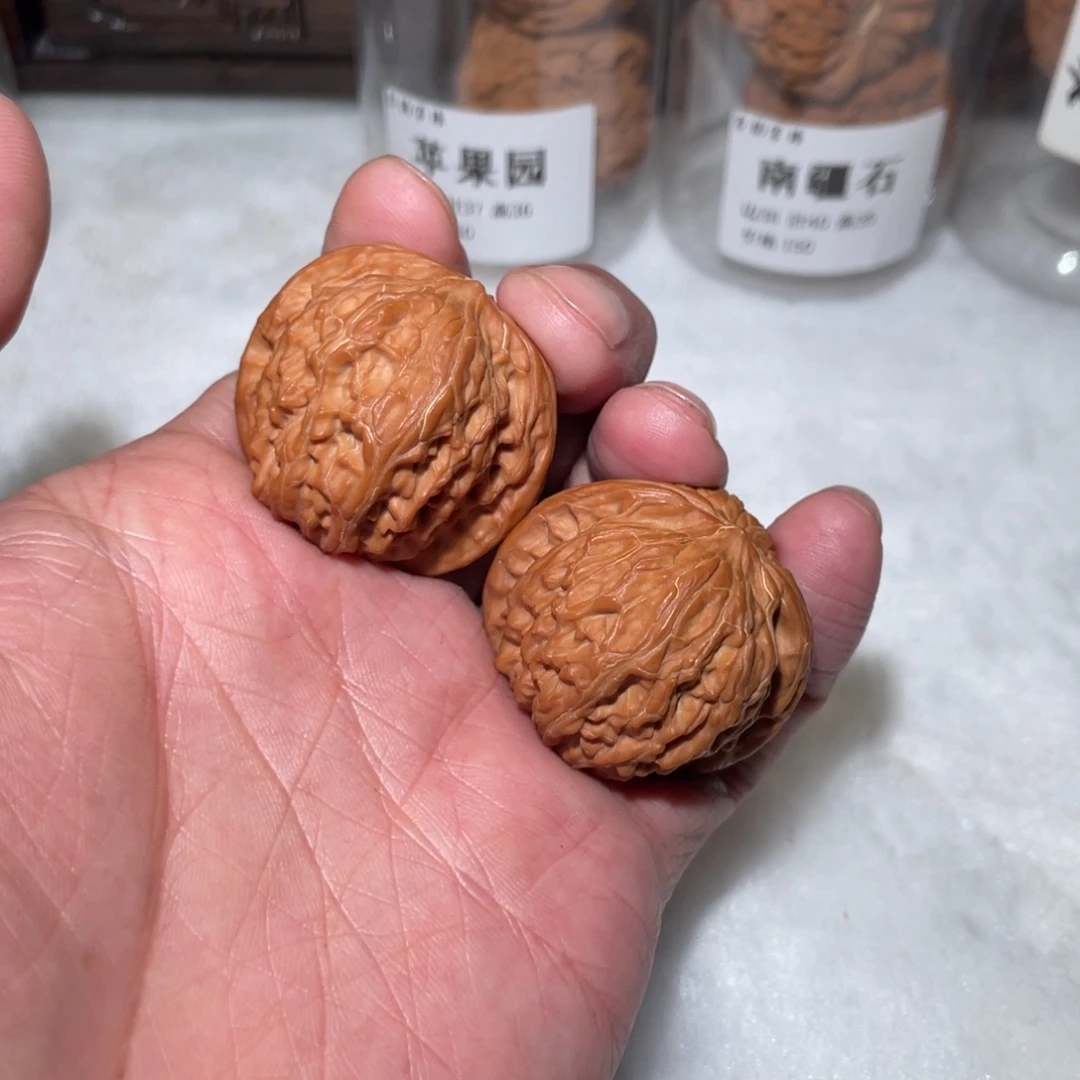 江***馆古韵掌珠小磨盘把件