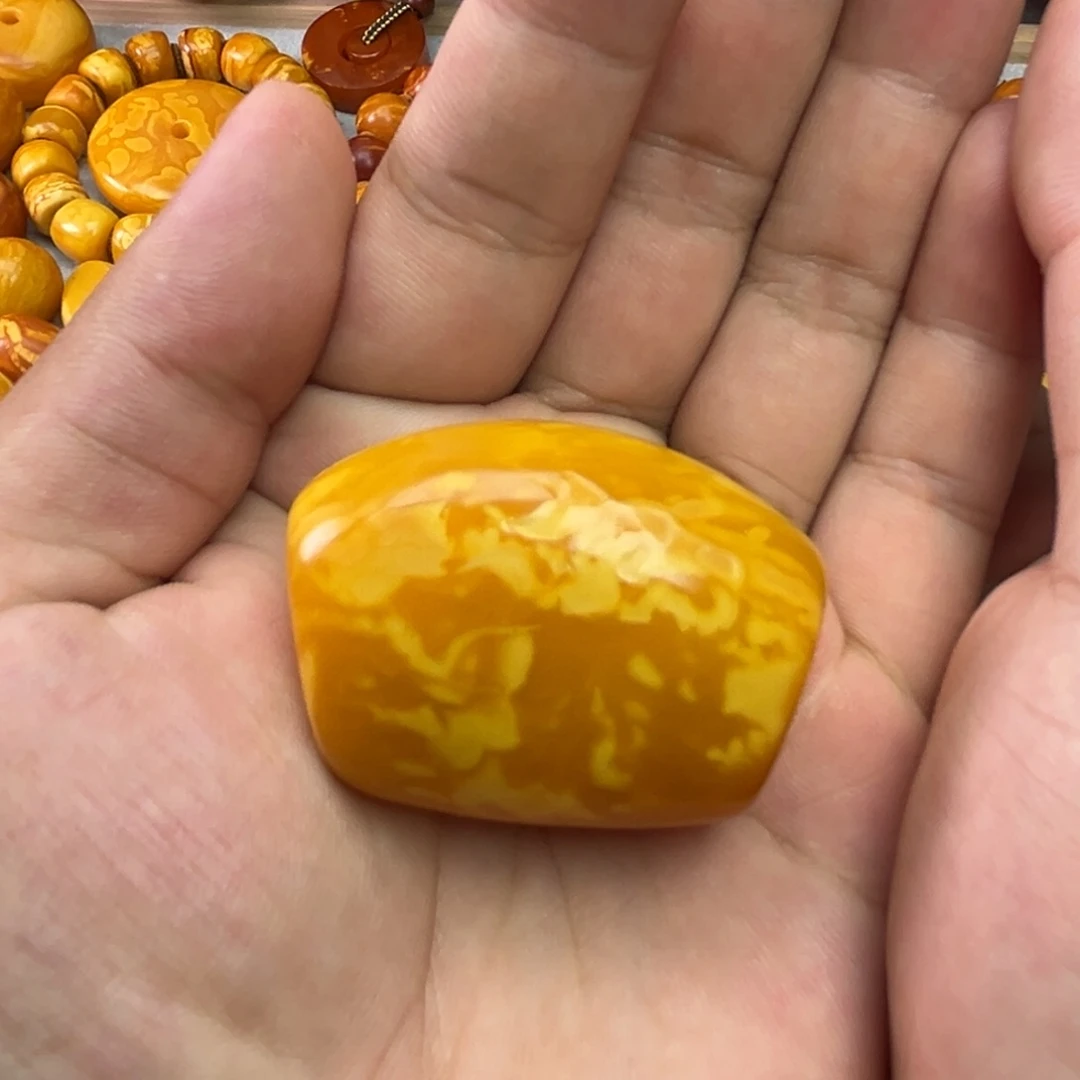 未镶嵌吊坠(不含链)蜜蜡