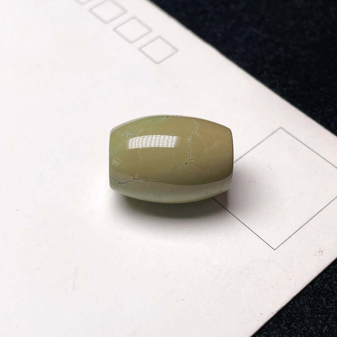 原矿高瓷无优化绿松石桶珠 直径12对孔17mm重4.5克顶珠配珠