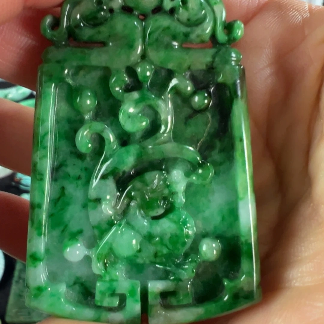 翡翠未镶嵌项圈天然翡翠挂件