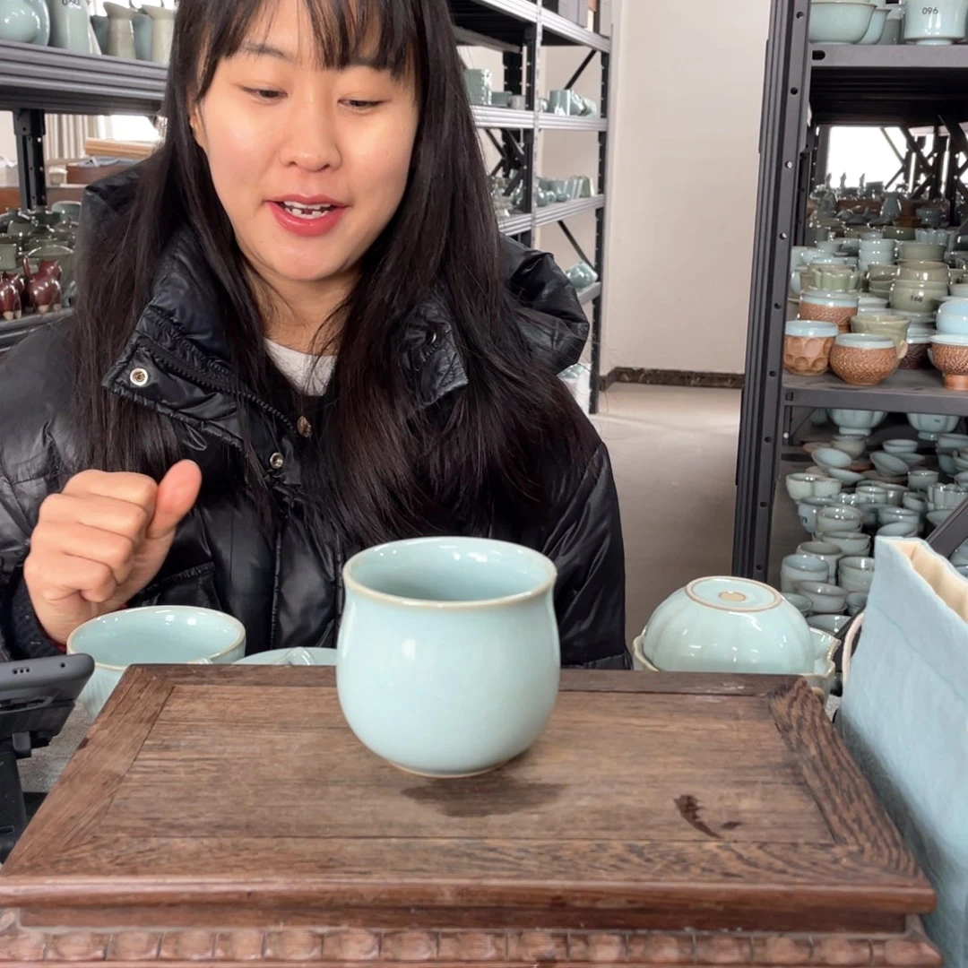 其他天青釉大福袋杯