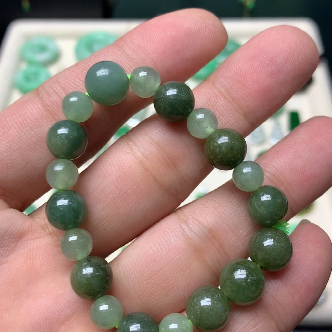 翡翠未镶嵌吊坠(不含链)有纹裂