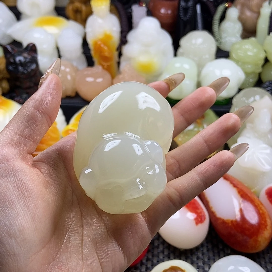 无花朵原石雕刻把件 猪