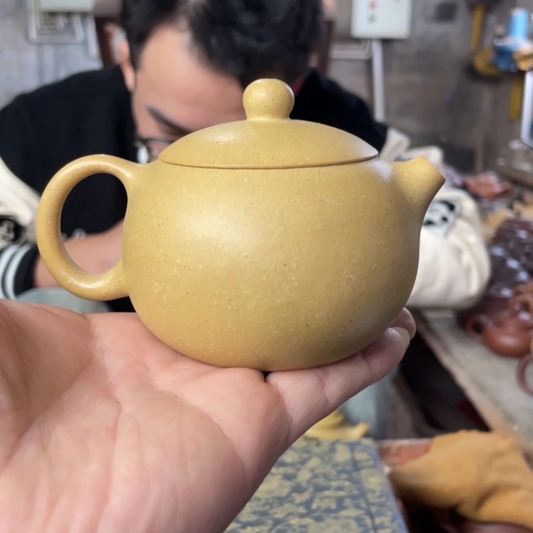 茶壶紫砂ZFF。本绿。西施。 180CC。全手工