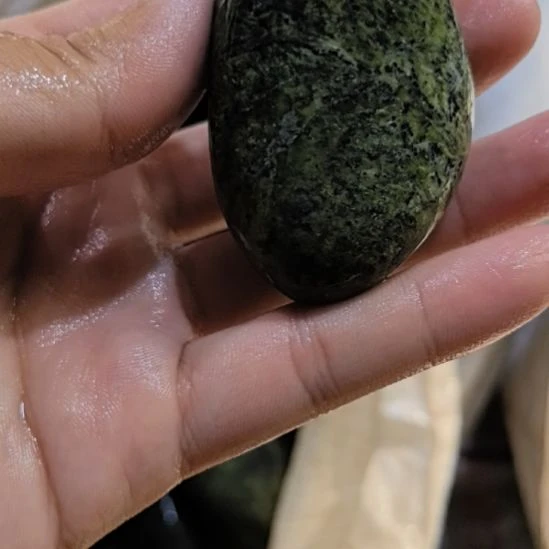 彩***桥有机玻璃藏玉药王石原石一个
