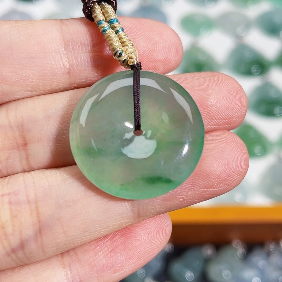 颈饰未镶嵌翡翠吊坠