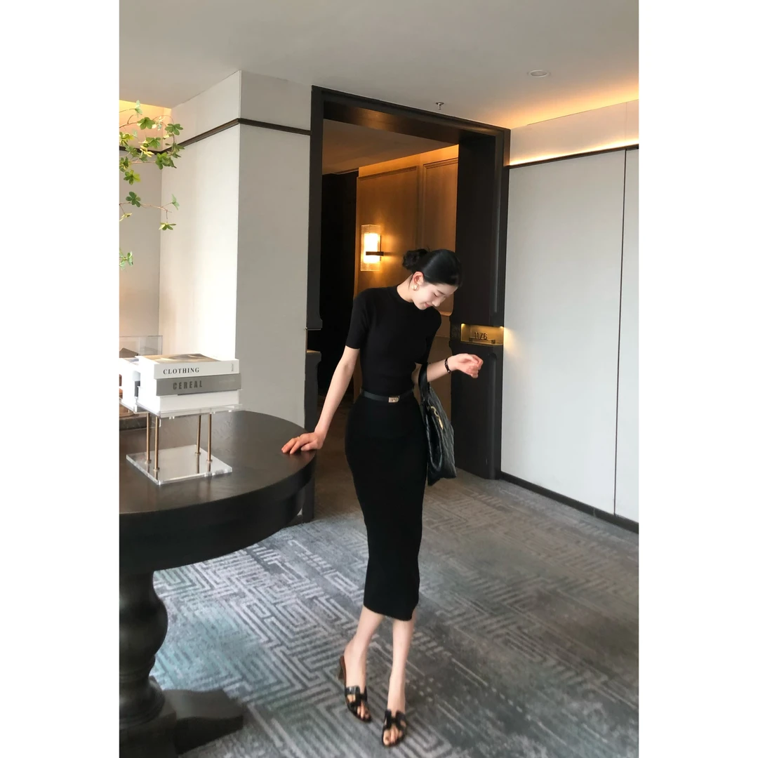 【韩式女主角】大女主气质极简中长款夏季修身女连衣裙中高领包臀裙