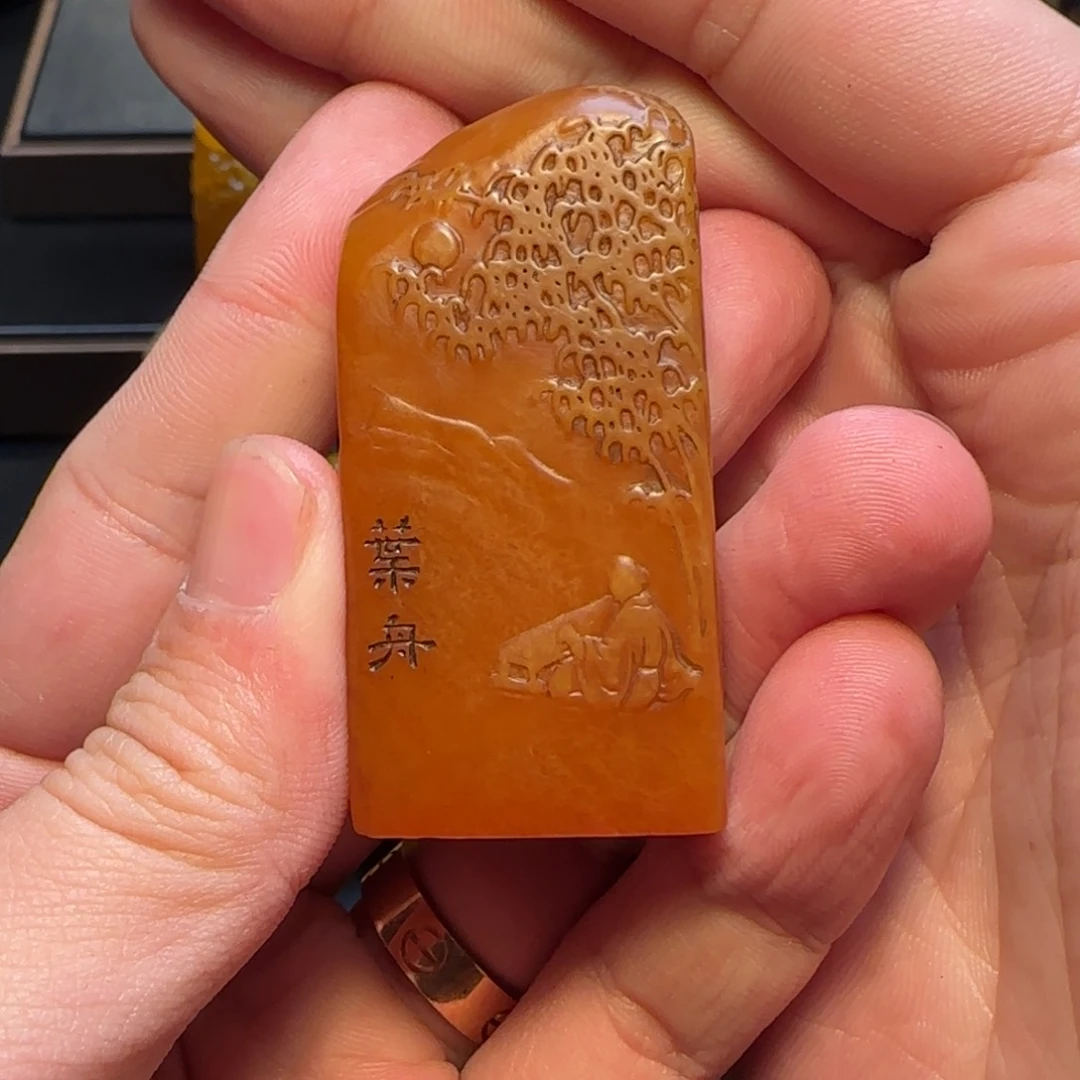 田黄石百****毛田黄石印章