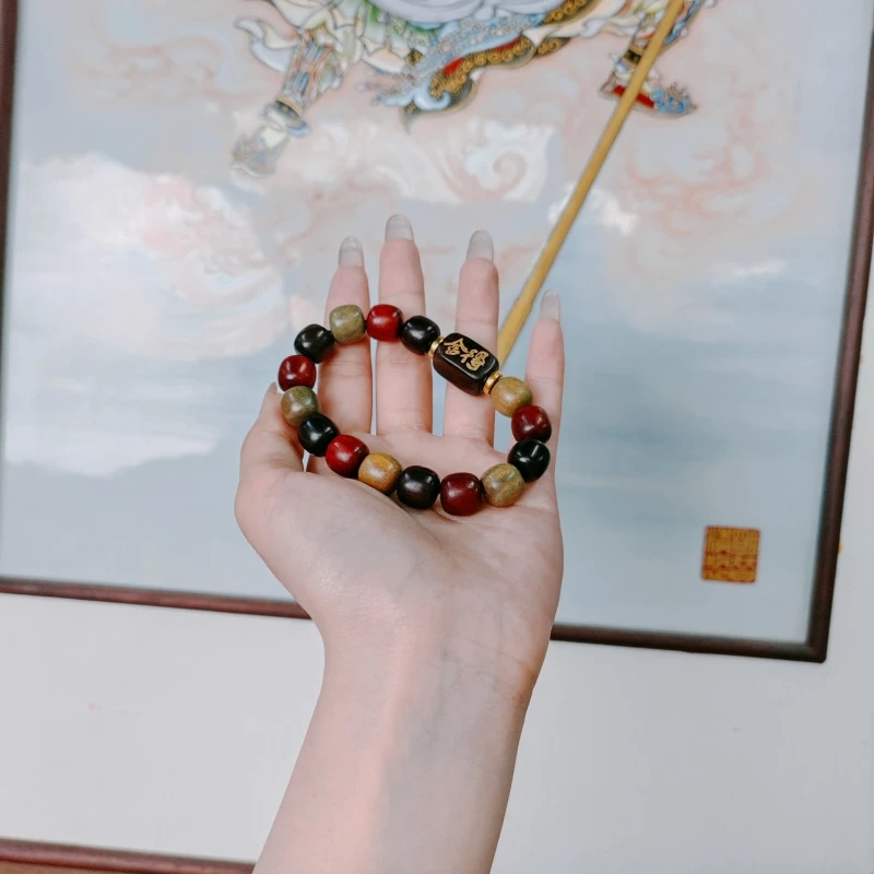 S-0107精选手串搭配无礼盒