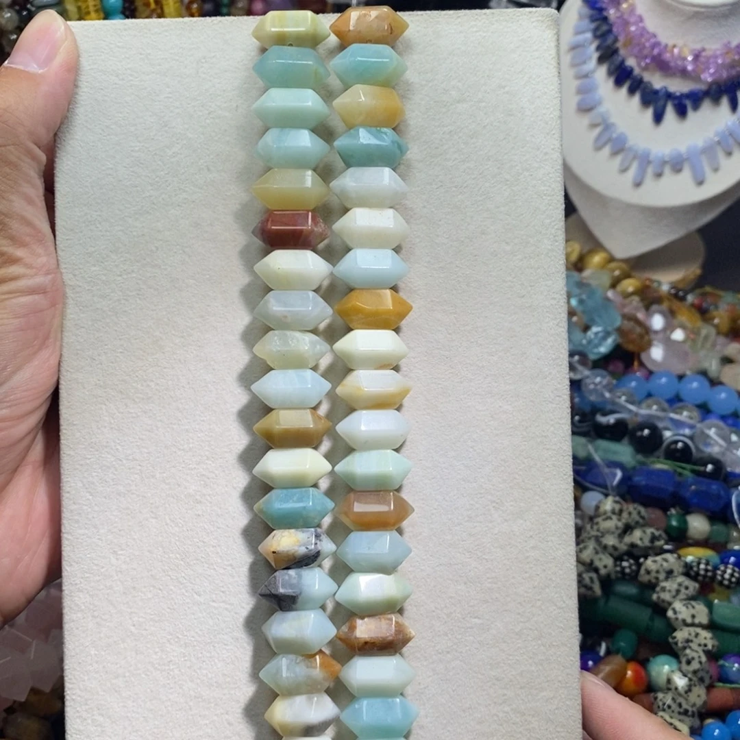 未镶嵌，亚马逊双尖10×20mm20颗，石英质玉