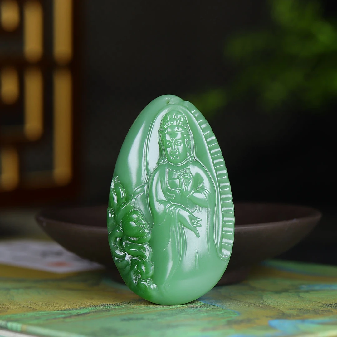 1111128和田玉碧玉观音赏莲挂件