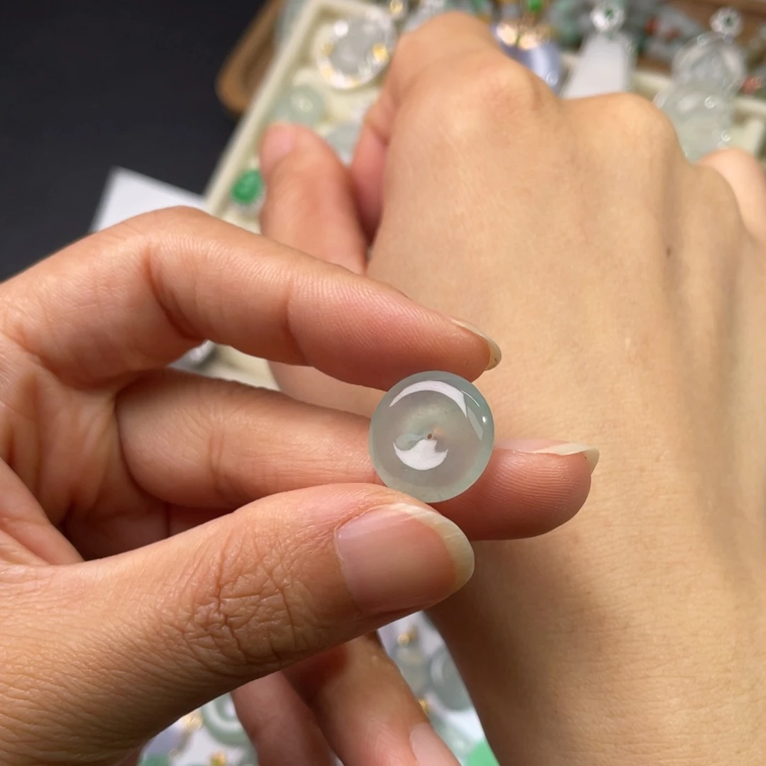 翡翠未镶嵌颈饰平安扣09